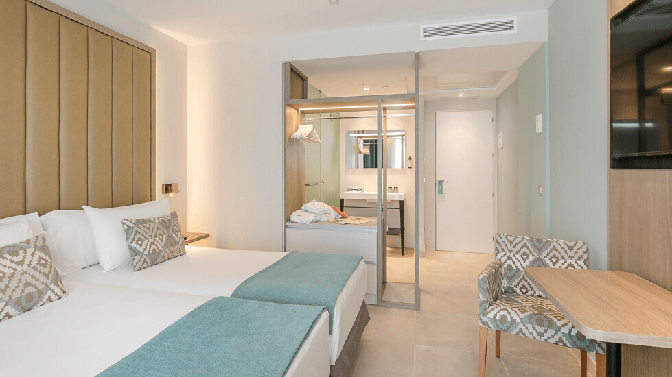 XTRA Topfloor Room Sea View 